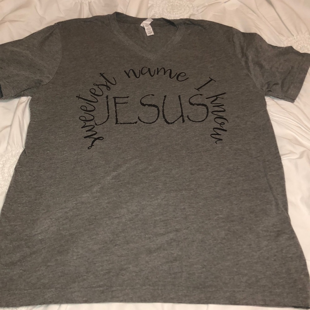 Jesus v neck